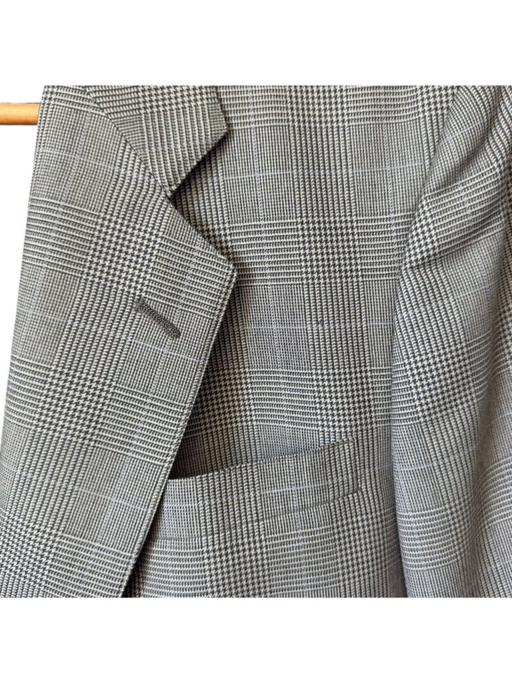 Joseph A. Bank Signature Collection Glen Plaid Beige & Black Suit 44L 2-Button 4 - Picture 4 of 16
